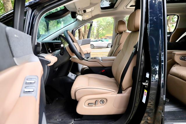 Certificated Pre-Owned XPENG X9 2024 702 Ultra Long Range Max-u22131196