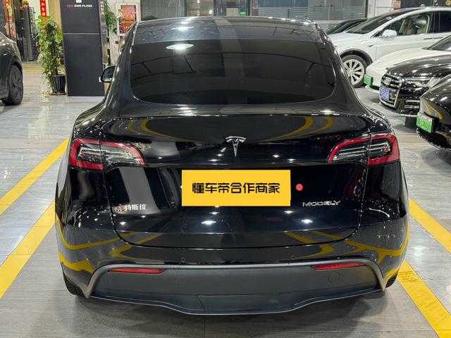 Pre-Owned Tesla Model Y 2022 Rear-Wheel Drive Version