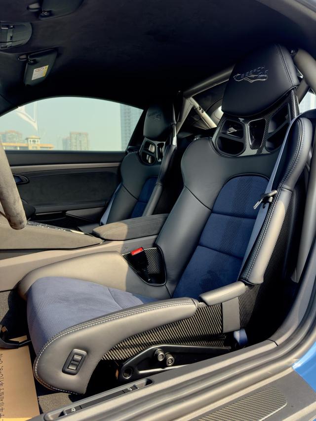 Certificated Pre-Owned Porsche 718 2022 Cayman GT4 RS 4.0L - u22609623