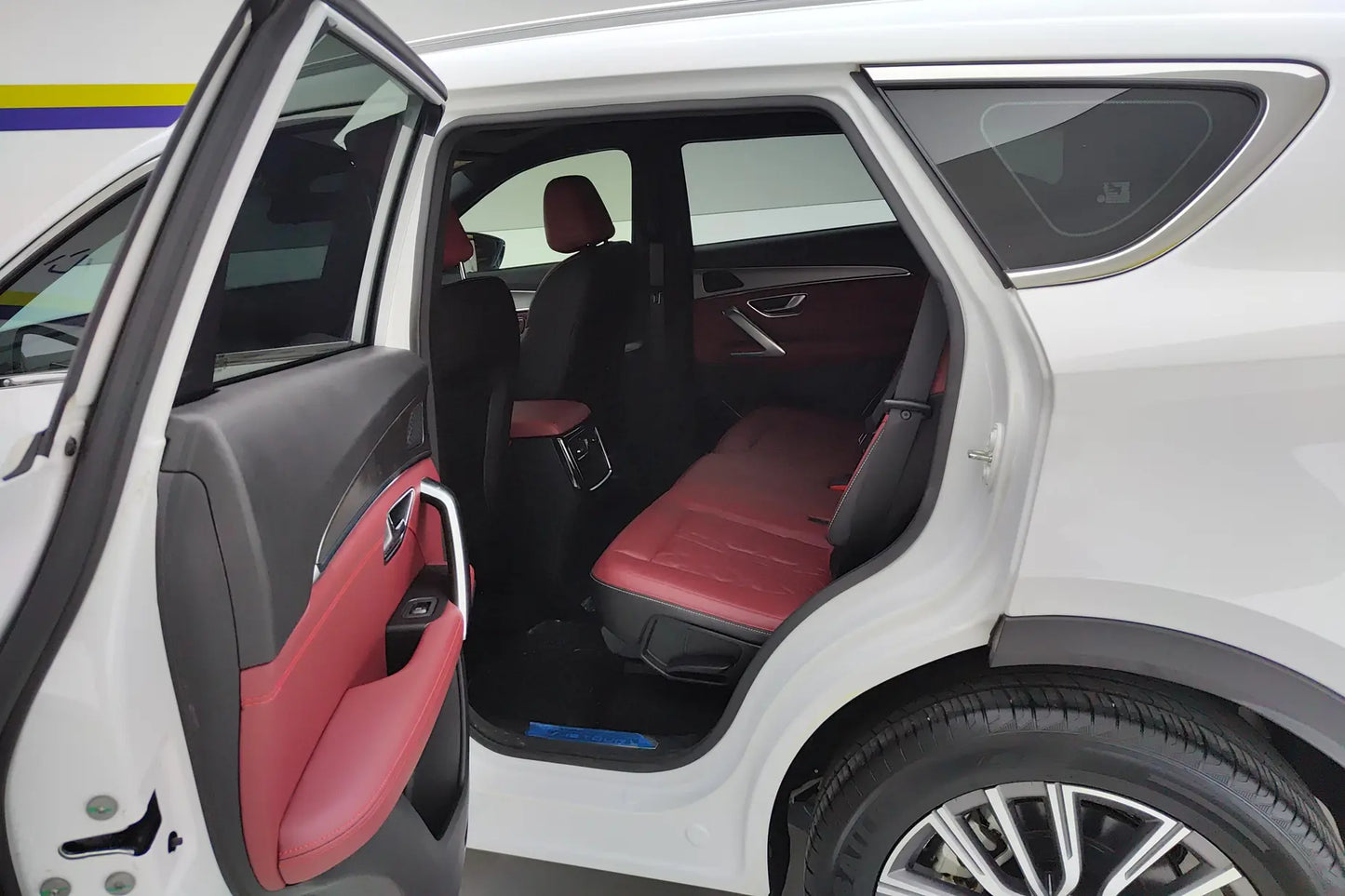 Certificated Pre-Owned Jetour X70 PLUS 2024 Champion Edition 1.5T DCT Champion MAX 7-Seater - u22100518