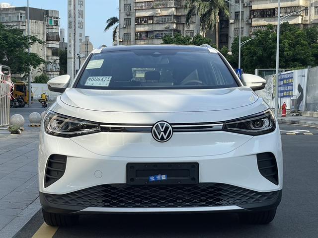 Certificated Pre-Owned Volkswagen ID.4 Crozz 2025 Pure Enjoyment Edition