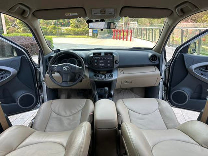 Certificated Pre-Owned RAV4 Rongfang 2011 2.0L Automatic Classic Edition - u22332725