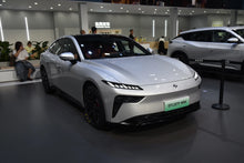 Dongfeng eπ007-Hybride REEV