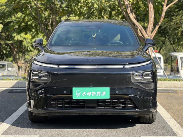 Certificated Pre-Owned XPENG G9 2025 625 Long Range Max-u22075894