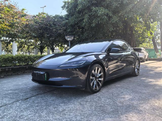 Pre-Owned Tesla Model 3 2023 Long Range All-Wheel Drive Version