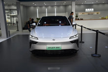 Dongfeng eπ007-Hybride REEV