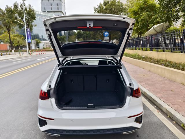 Certificated Pre-Owned Audi A3 2021 Sportback 35 TFSI Fashion Sporty Model - u22556471