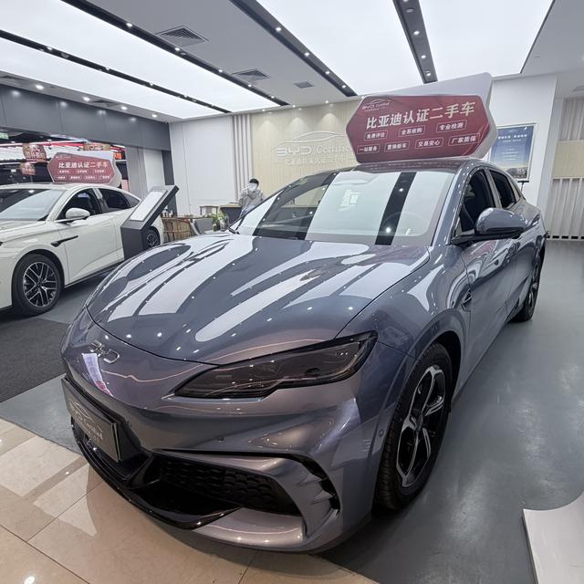 Certificated Pre-Owned BYD Seal 06GT 2025 605 RWD Heatwave Edition -u22464533