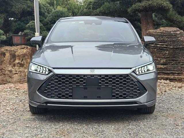 Certificated Pre-Owned BYD Qin PLUS DM 2023 DM-i Champion Edition 120KM Excellence Model -u22740569