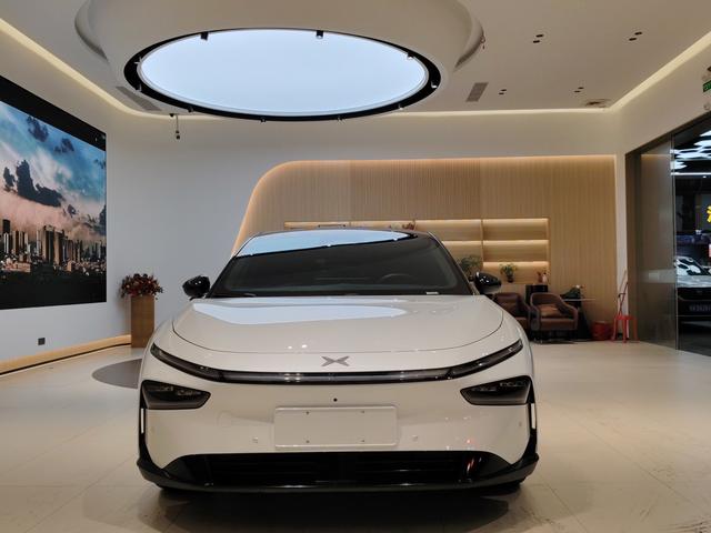 سيارة XPENG P7+ 2024 ذات المدى الطويل Maxu21976268 مستعملة معتمدة