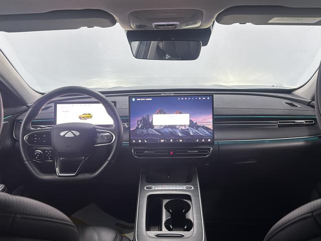 Certificated Pre-Owned Fengyun A8L 2025 145km Luxury Version