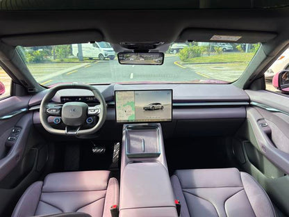 سيارة XPENG P7 موديل 2025 معتمدة مستعملة، دفع رباعي، أداء فائق، فائقة الأداء