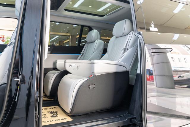 Certificated Pre-Owned XPENG X9 2024 610 Long Range Prou22219525