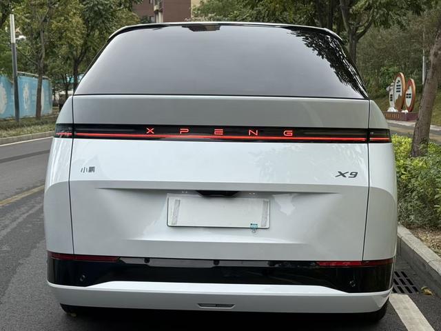 Certificated Pre-Owned XPENG X9 2025 Edition Pure Electric 740 Ultra Long Range Max-u22201256