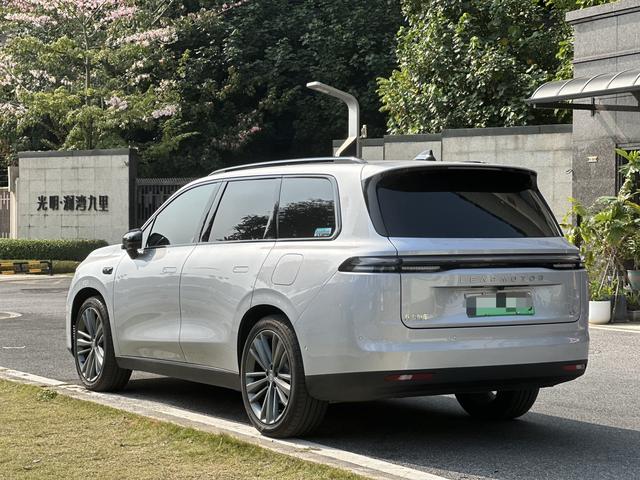 Pre-Owned Leapmotor C16 2024 Extended - Range 200 Premium Edition