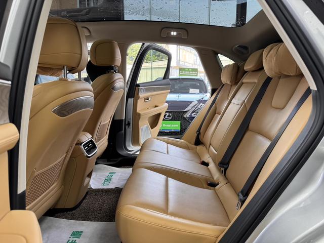 Certificated Pre-Owned Wenjie M5 2022 Extended-Range Rear-Wheel Drive Standard Version -u22530053