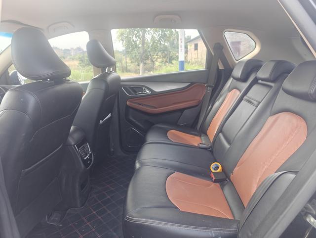 Certificated Used SAIC-GM-Wuling Baojun 560 2016 1.8L iAMT Luxury Version - u22062961