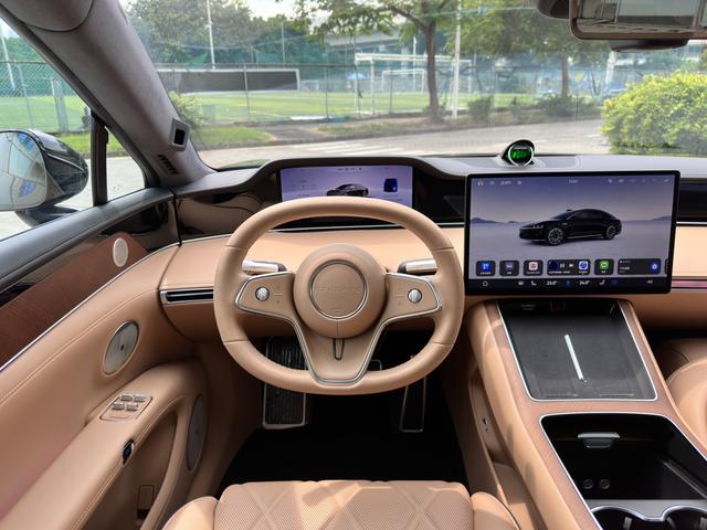 Pre-Owned Huawei Stelato(Xiangjie) S9 2024 Pure Electric Four-Wheel Drive Ultra