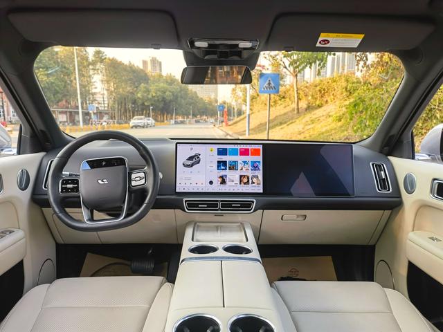 Certificated Pre-Owned Li Auto L9 2024 Pro Edition -u22435120