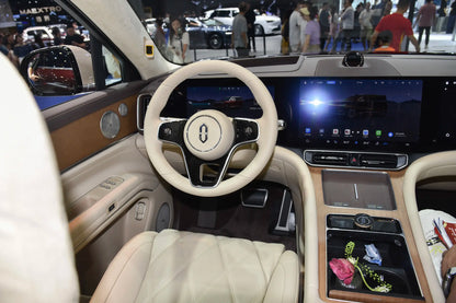 Seres Auto AITO M9-Hybride REEV