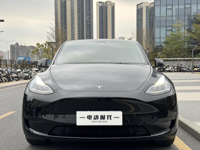 Certificated Pre-Owned Model Y 2022 Rear-Wheel Drive Version -u22519552