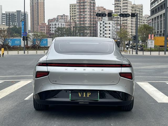 Certificated Pre-Owned XPENG P7 2022 625E-u22011711