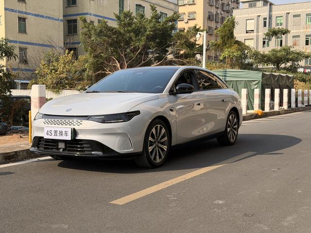 Certificated Pre-Owned Leapmotor C01 2023 Extended-Range Edition 316 Smart Enjoyment Version -u22506921