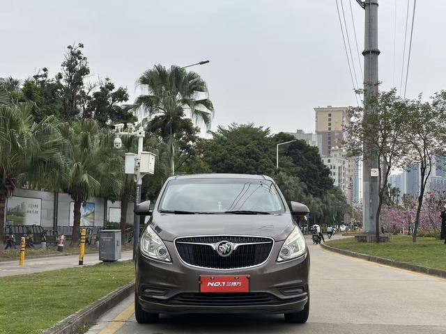 Certificated Pre-Owned SAIC-GM Buick GL8 2017 25S Premium National V - u22300239