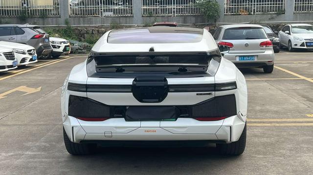 Pre-Owned HiPhi Z 2023 Model 5-Seat Version