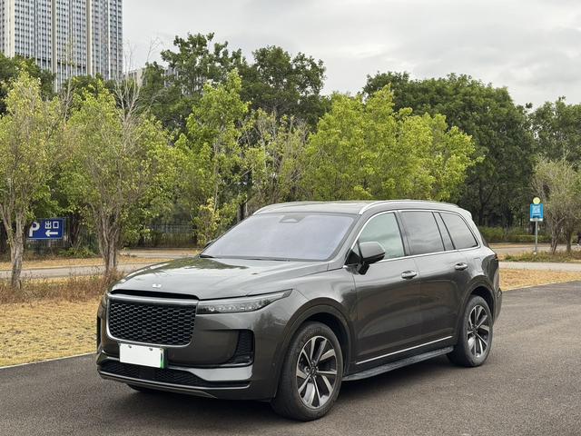 Certificated Pre-Owned Li Auto ONE 2021 Extended-Range 6-Seater Edition -u22045884