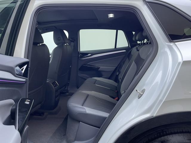 Certificated Pre-Owned ID.4 Crozz 2024 Restyled PRO