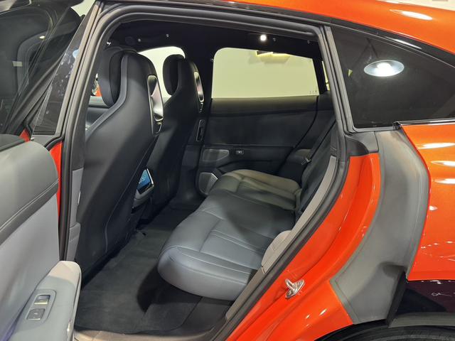 Certificated Pre-Owned Xiaomi YU7 2025 Ultra Long Range High-Performance Four-Wheel Drive Max Edition -u22739656