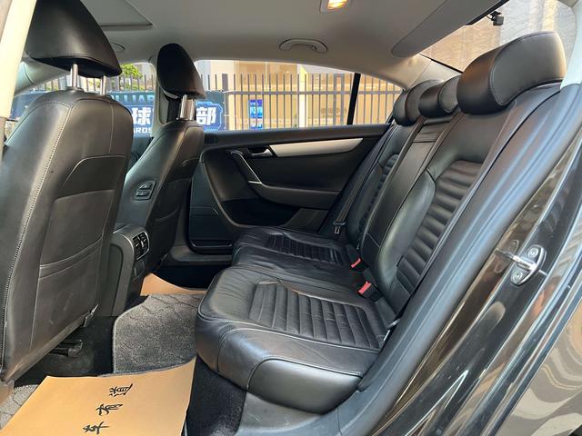 Certificated Pre-Owned FAW-Volkswagen Magotan 2015 1.8TSI Leading Edition - u22440024