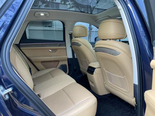 Certificated Pre-Owned Wenjie M5 2022 Extended-Range Four-Wheel Drive Performance Edition -u21766047