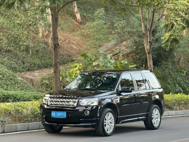 Certificated Pre-Owned Land Rover Freelander 2 2014 2.0T Si4 HSE Petrol Version - u22336196