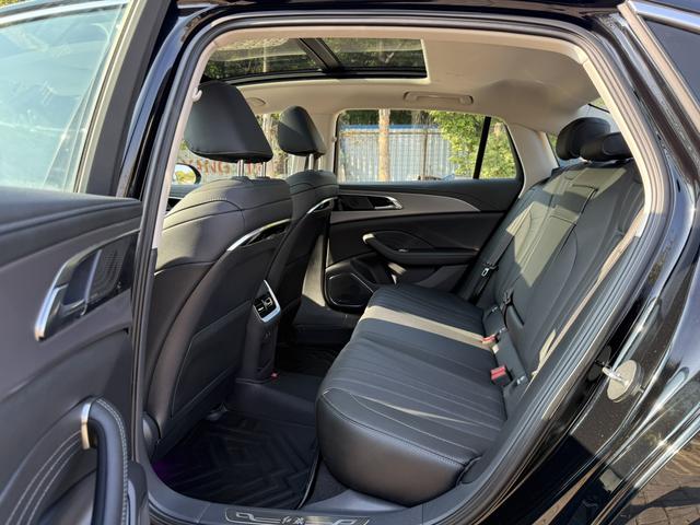 Certificated Pre-Owned Hongqi H5 2024 2.0T Automatic Intelligent Connected QiChang Edition - u22607280