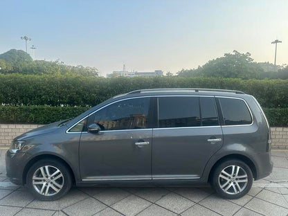 Certificated Used Volkswagen Touran 2011 1.4T Automatic Zhizhen Edition 5-Seater - u22067573