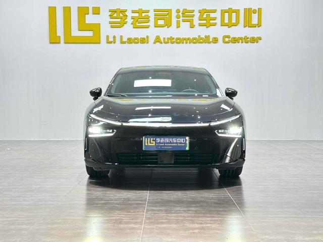 هاتف XPENG P7+ 2024 فائق المدى معتمد ومستعمل