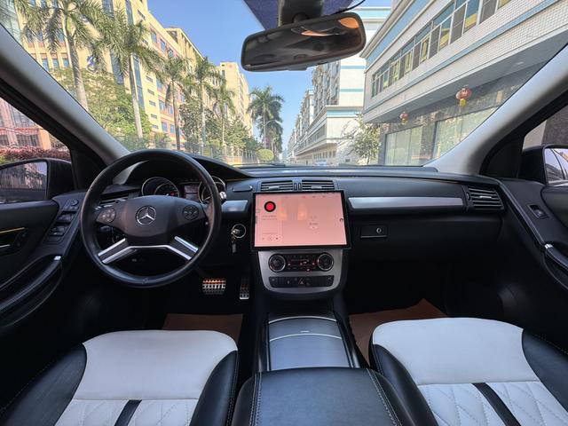 Certificated Pre-Owned Mercedes-Benz R-Class 2014 R 320 4MATIC Business Version - u22330159