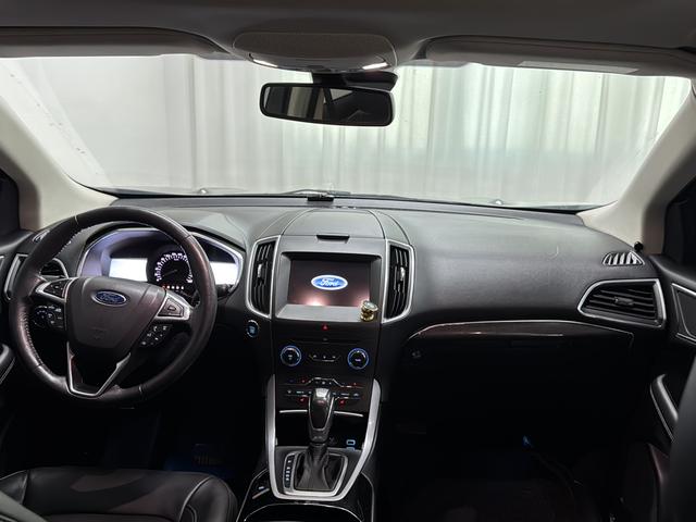 Certificated Pre-Owned Ford Edge 2016 EcoBoost 245 Four-wheel Drive Luxury Sporty Model 7-seater - u22664325