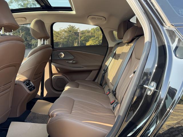 Certificated Pre-Owned Chery Arrizo 8 2024 High-Performance Edition 2.0T AT Royal + - u22371333