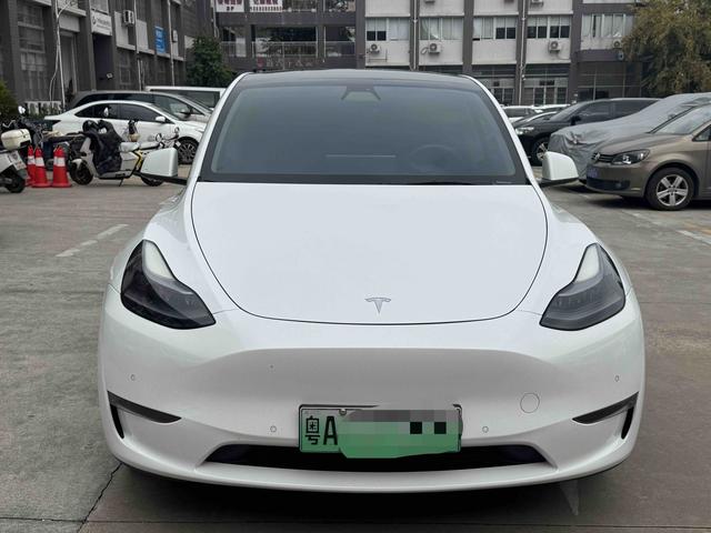 Certificated Pre-Owned Model Y 2022 Long Range All-Wheel Drive Version -u22719144