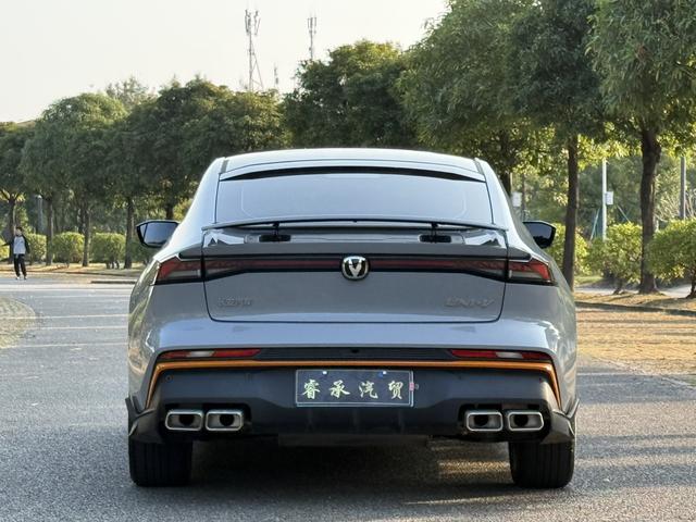 Certificated Pre-Owned Changan UNI-V 2025 1.5T 500Bar Premium Sport Edition - u22200865