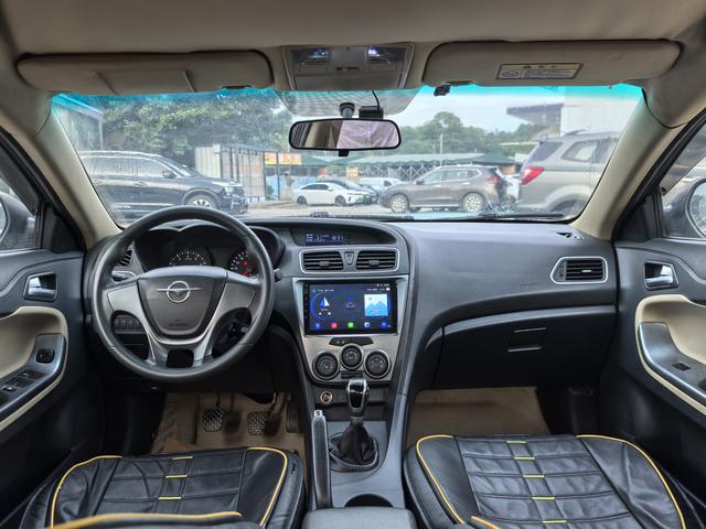 Certificated Pre-Owned FAW-Haima Family 2014 M5 1.6L Manual Elite Edition - u21768951