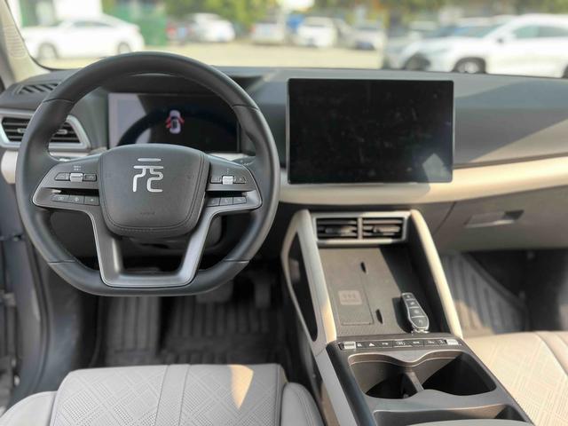 Certificated Pre-Owned BYD Yuan UP 2025 Intelligent Driving Edition 401KM Leading Model -u22693180