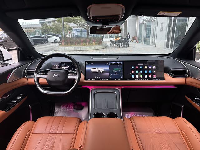 Certificated Pre-Owned XPENG G9 2022 702 Maxu22307430