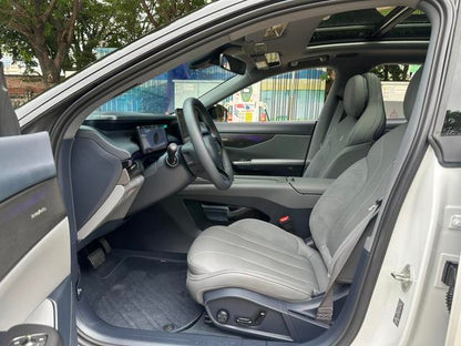 Certificated Pre-Owned Lynk & Co 07 EM-P 2024 126 Long Range Halo -u21388054