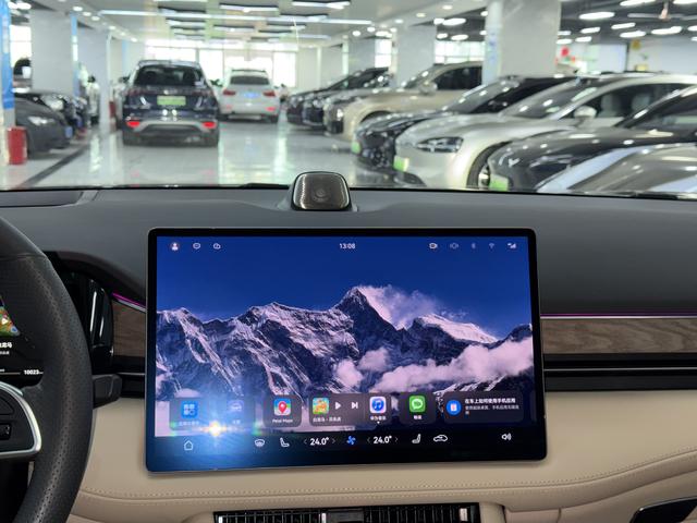 Pre - Owned 2022 AITO M7 Two - Wheel Drive Comfort Edition