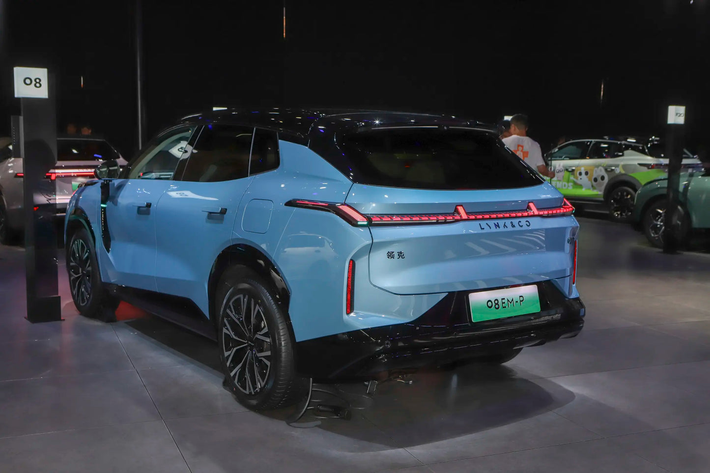 Lynk &amp; Co Lynk &amp; Co 08 EM-P -Hybride PHEV
