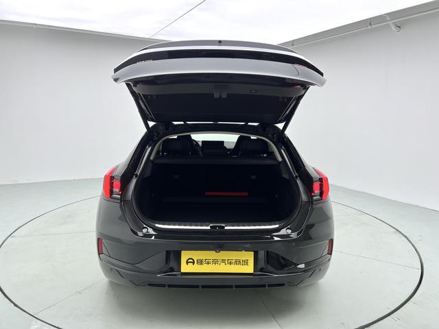 Certificated Pre-Owned ZEEKR 001 2022 Long Range Dual-Motor WE Version -u22521560